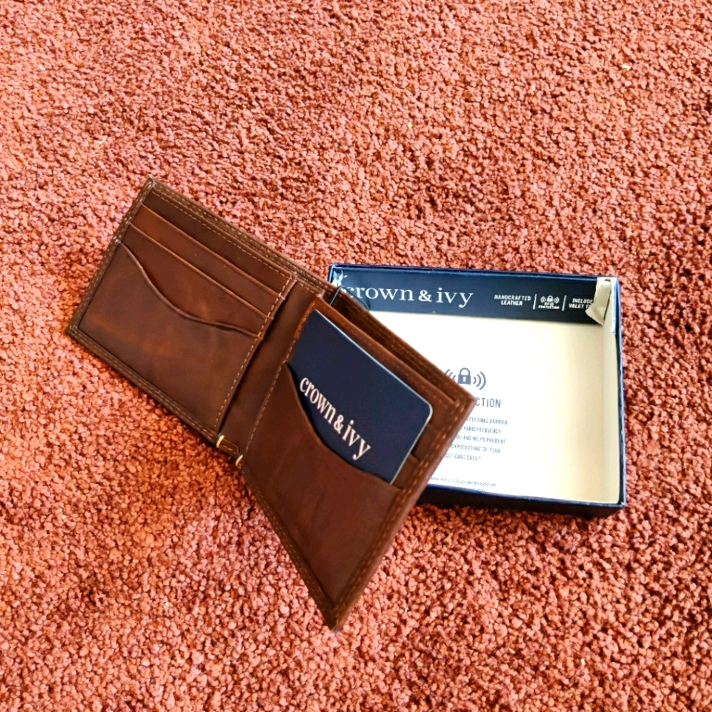 Unused Crown and Ivy Wallet